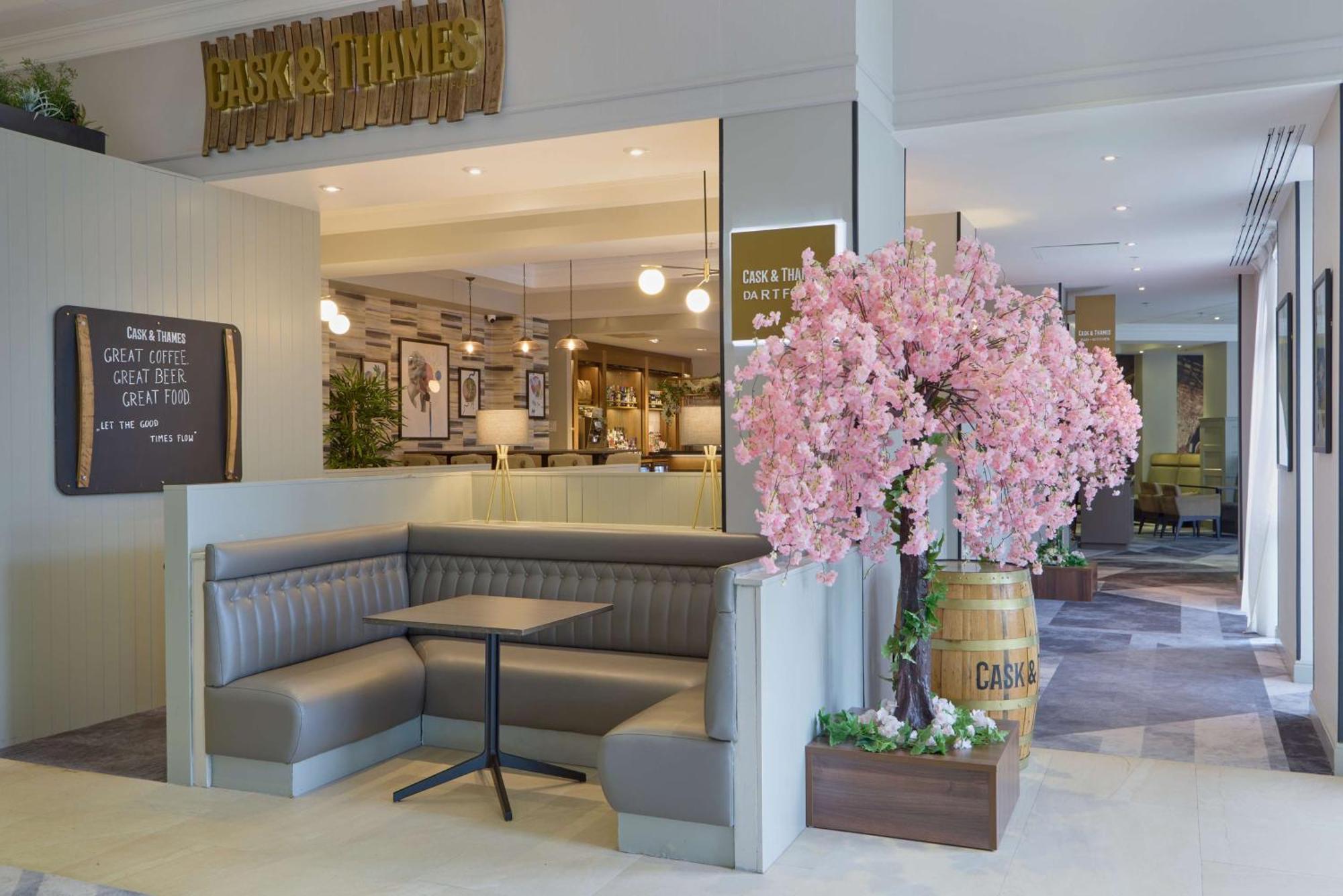 Doubletree By Hilton Dartford Bridge Otel Dış mekan fotoğraf