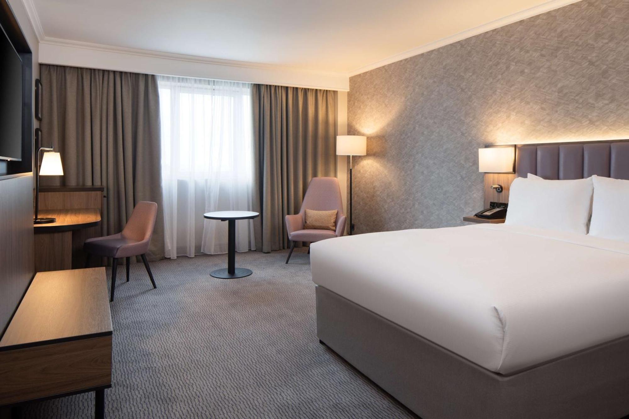 Doubletree By Hilton Dartford Bridge Otel Dış mekan fotoğraf