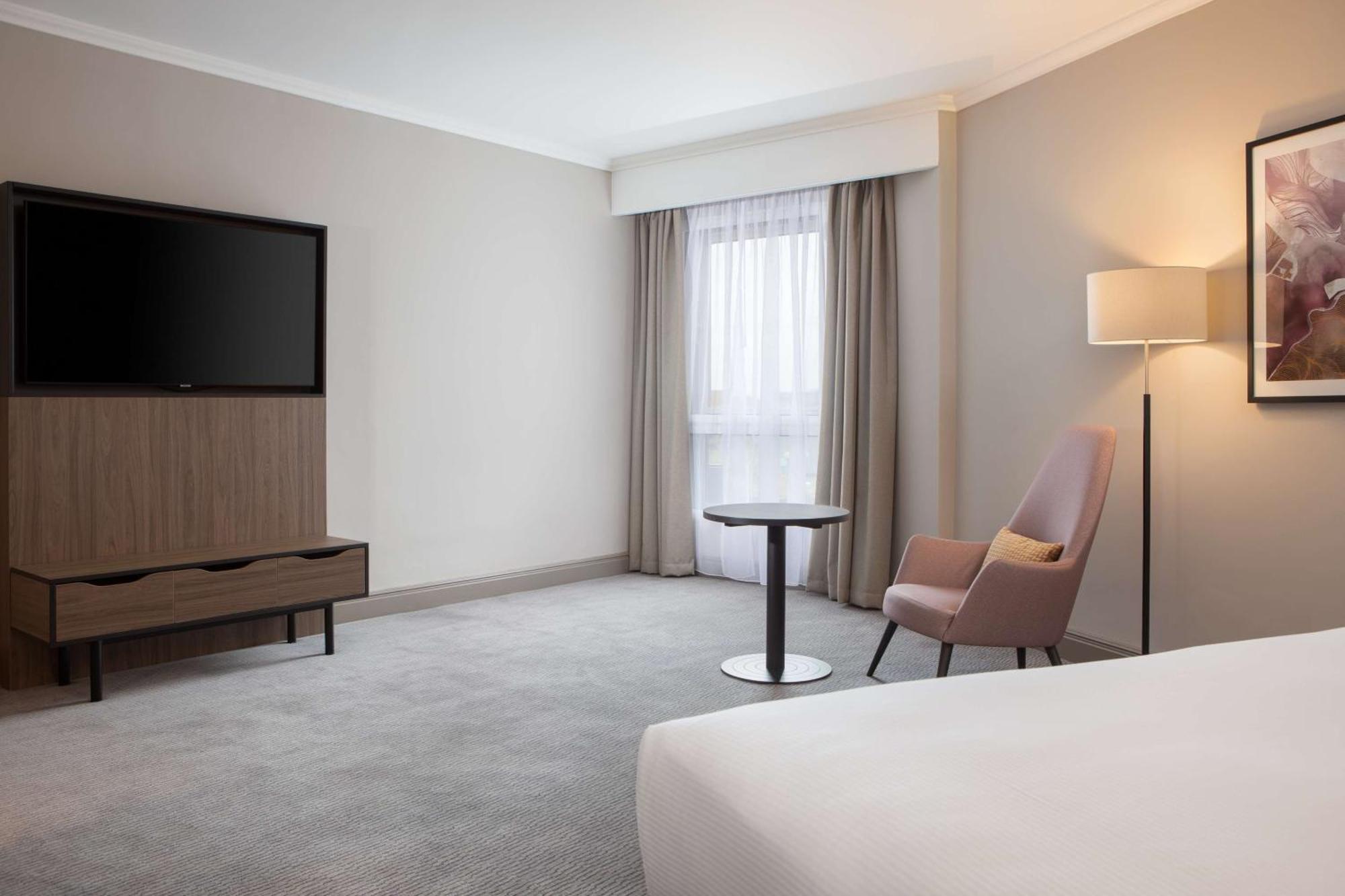 Doubletree By Hilton Dartford Bridge Otel Dış mekan fotoğraf