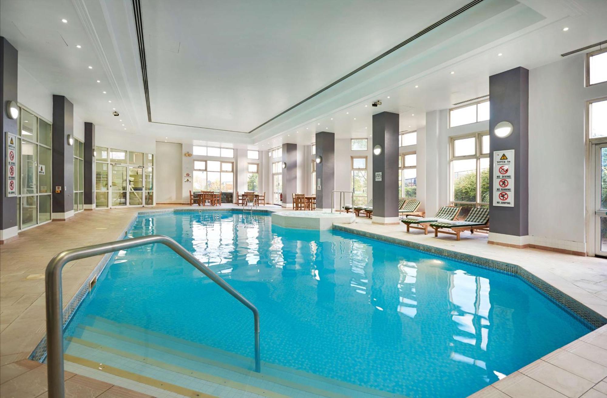 Doubletree By Hilton Dartford Bridge Otel Dış mekan fotoğraf